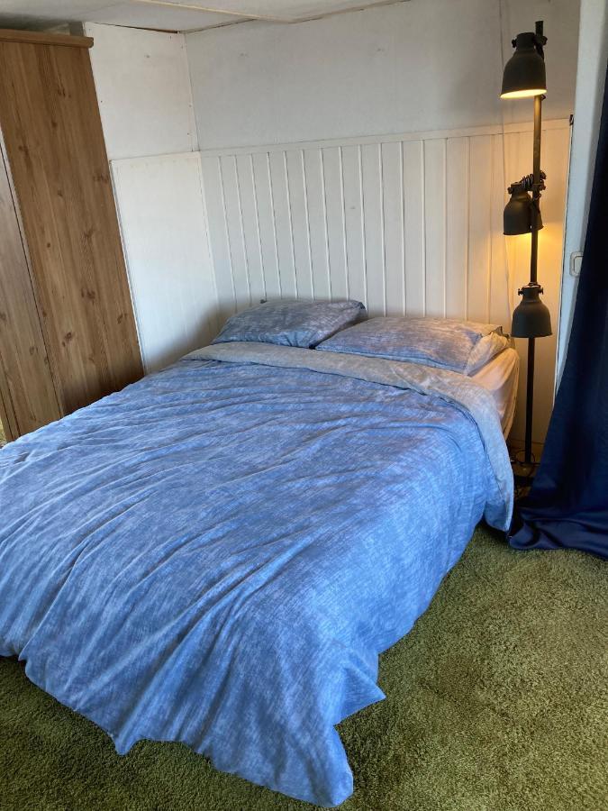 Luc'S Place, Waterbed Grote Kamer Zoeterwoude 外观 照片