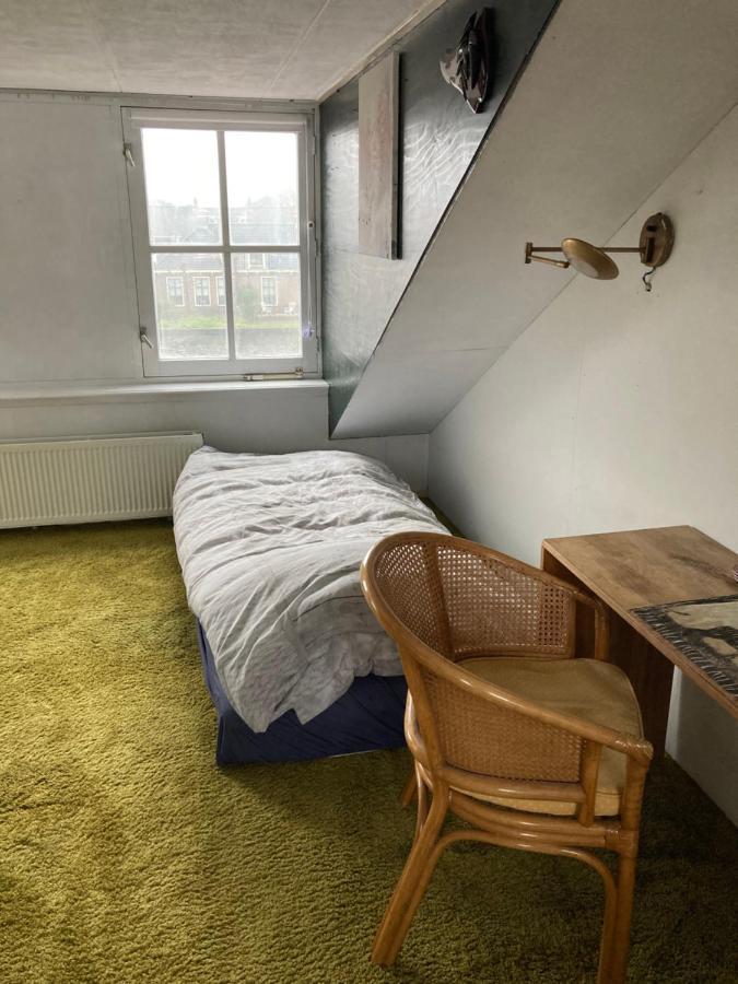 Luc'S Place, Waterbed Grote Kamer Zoeterwoude 外观 照片